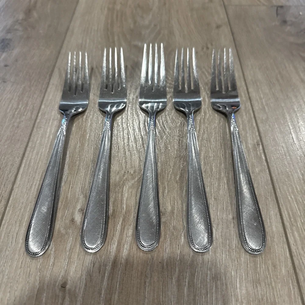 Stanley Roberts Rogers Co Stainless Korea Vanity 5 Dinner Forks‎ Beaded Outline